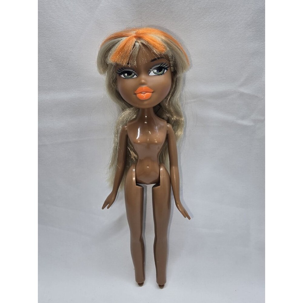 Vintage Original 2005 Bratz Live In Concert Space Angelz Sasha MGA- NUDE